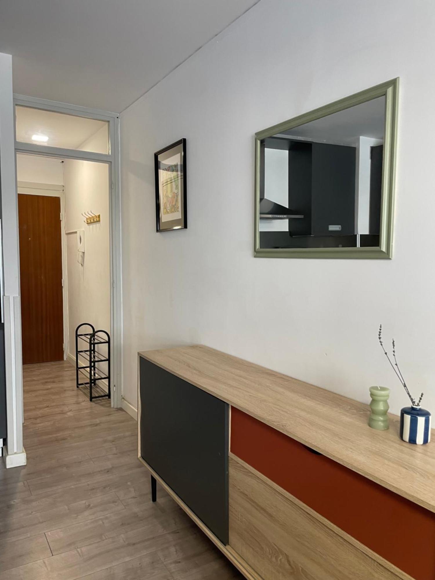 Apartment T2 *