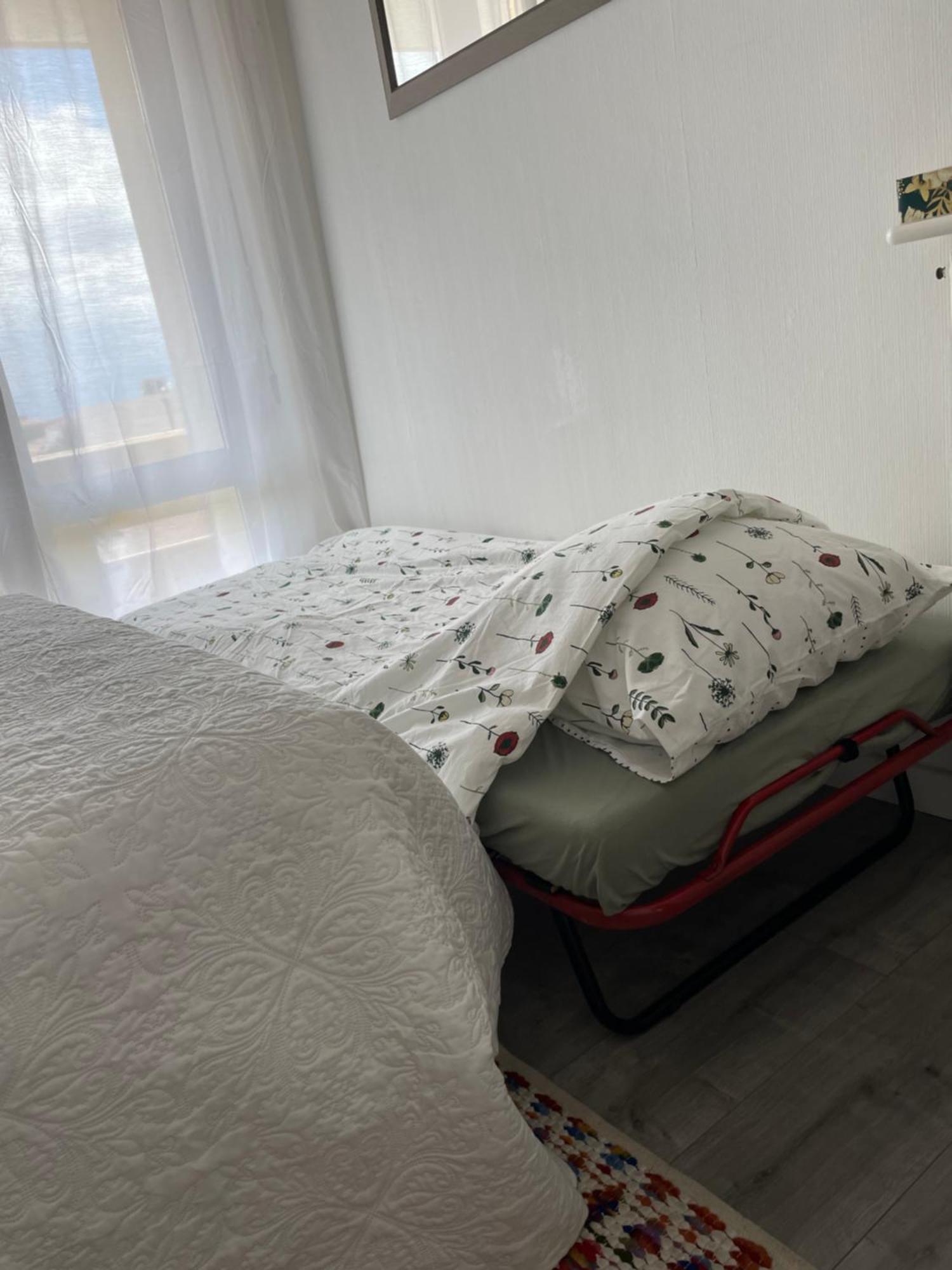 Apartment T2 *